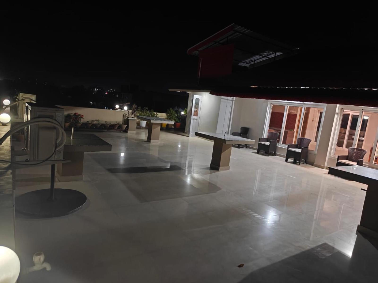 Shangrila Homestay Jorhāt Exterior foto
